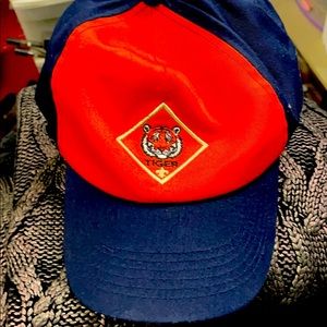 BSA official Tigers Cub Scout hat Velcro/adjustabl